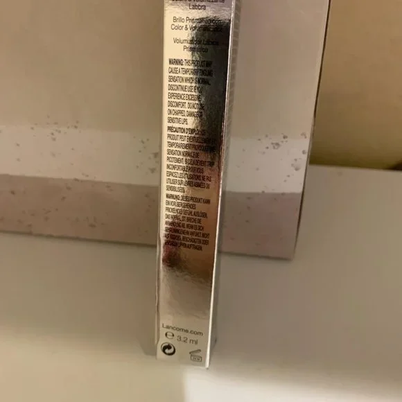 Lancome Prismatic Plump Passion Glow - Picture 3 of 5